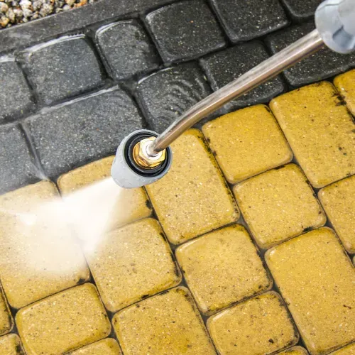 Nettoyage pavés près de Banyuls-sur-Mer